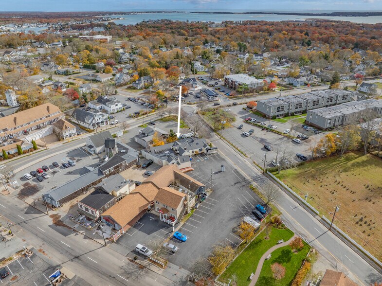 More Photos Of 488 South St, Hyannis Restaurant For Sale