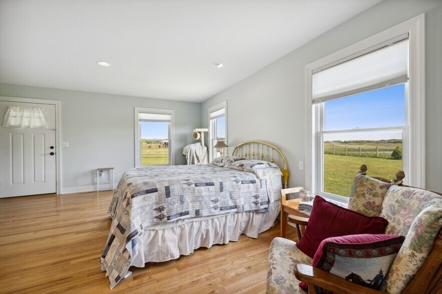 More Photos Of 1200 Cross River Dr, Riverhead Horse Stables For Sale