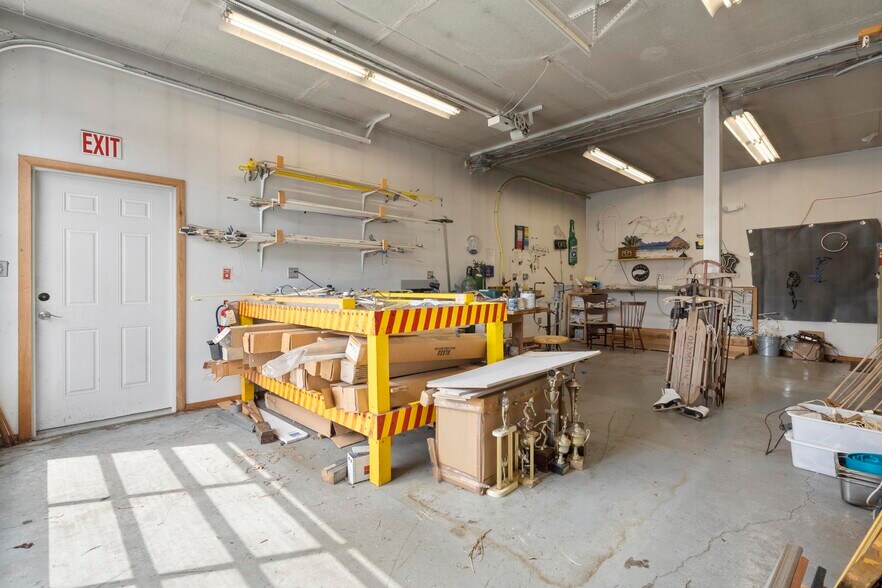 More Photos Of 1531 Route 163, Oakdale Auto Repair For Sale