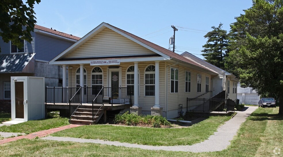 Primary Photo Of 208 Crain Hwy S, Glen Burnie Office For Lease