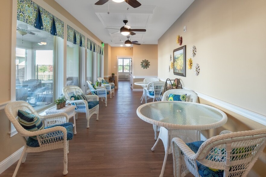 More Photos Of 800 E Brown St, Wylie Assisted Living For Sale
