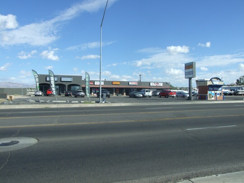 More Photos Of 2064 Highway 95, Bullhead City Restaurant For Sale