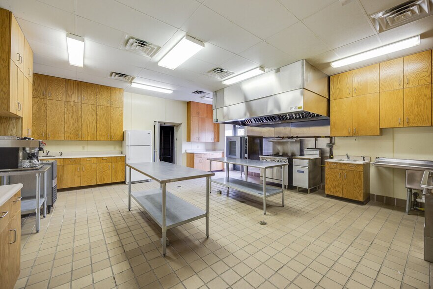 More Photos Of 1265 Goodrich Rd, Stanley Specialty For Sale