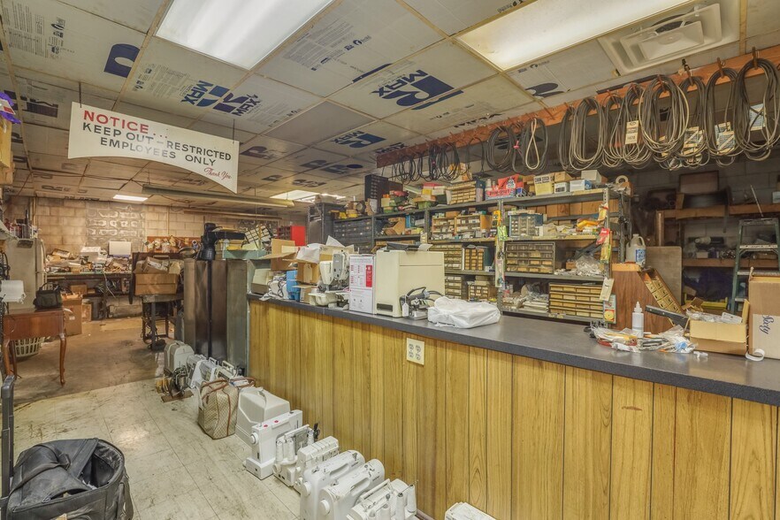 More Photos Of 3378 E Princess Anne Rd, Norfolk Storefront Retail Office For Sale