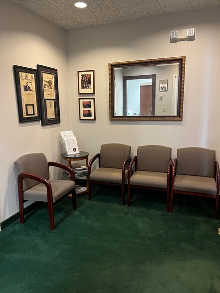 More Photos Of 10121 Paget Dr, Saint Louis Office For Lease