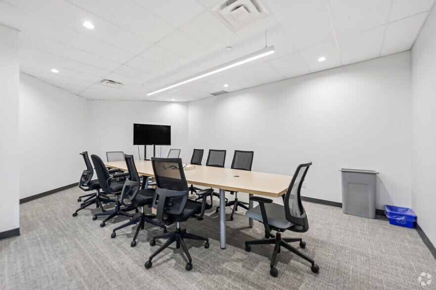 More Photos Of 30 Leek Cres, Richmond Hill Office For Lease