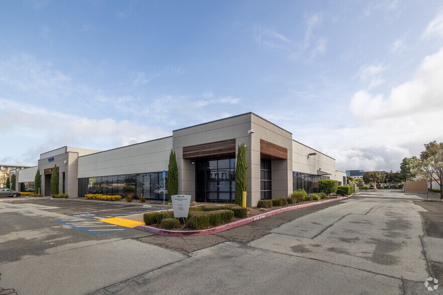More Photos Of 125 Shoreway Rd, San Carlos Research And Development For Lease