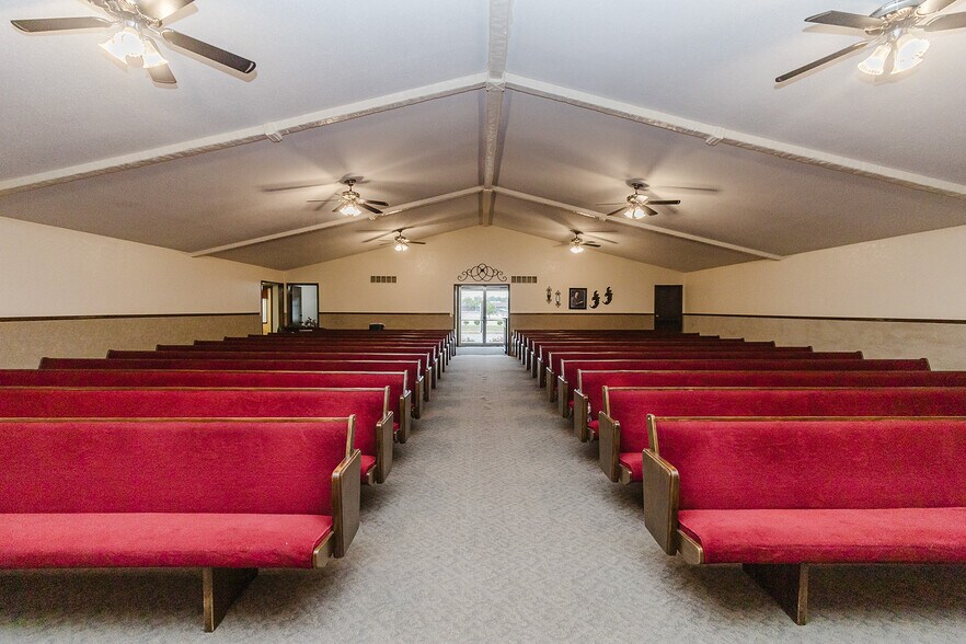 More Photos Of 1319 E 17th Ave, Hutchinson Religious Facility For Sale