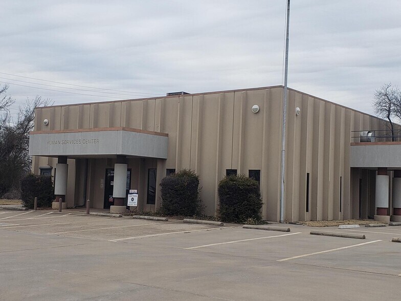 More Photos Of 8189 U.S. Highway 70, Waurika Office For Sale