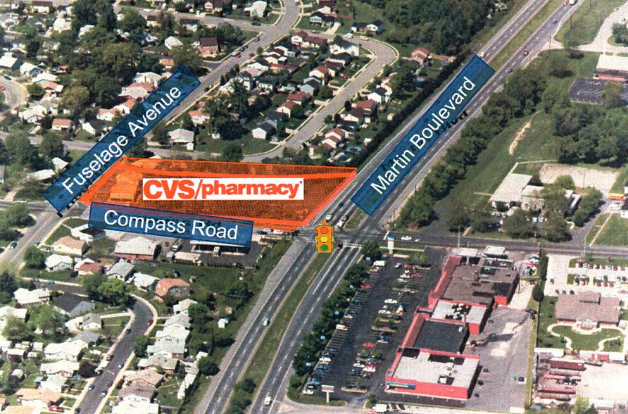 More Photos Of 2 Compass Rd, Essex Drugstore For Lease