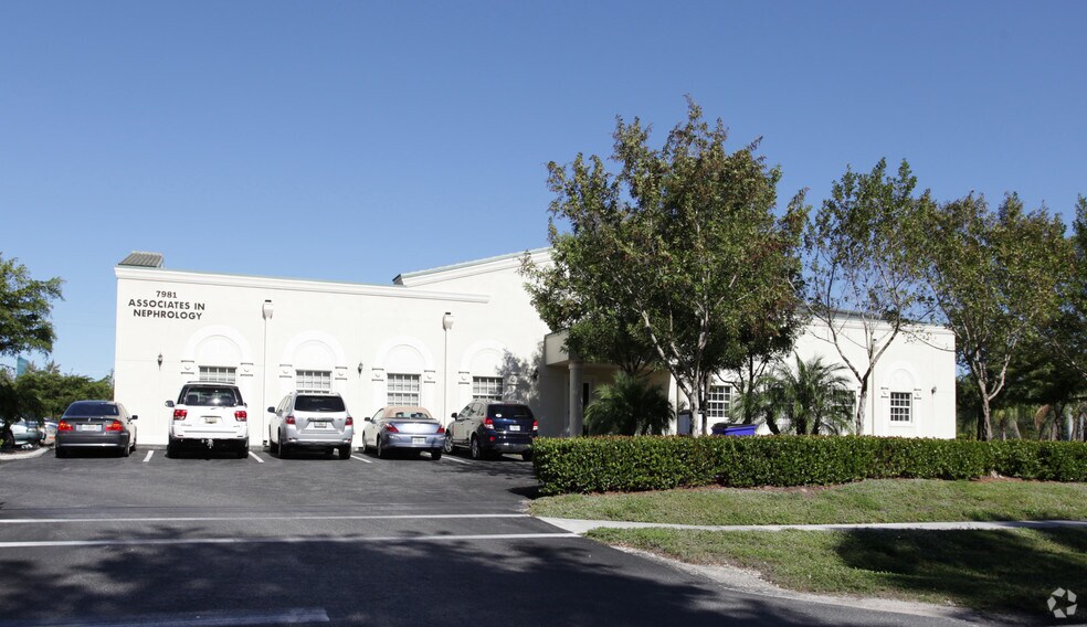 More Photos Of 7981 Gladiolus Dr, Fort Myers Office For Sale