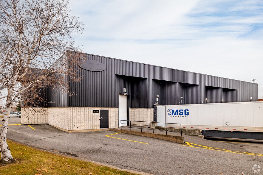 More Photos Of 9900 Boul Louis-H.-La Fontaine, Montréal Industrial For Sale
