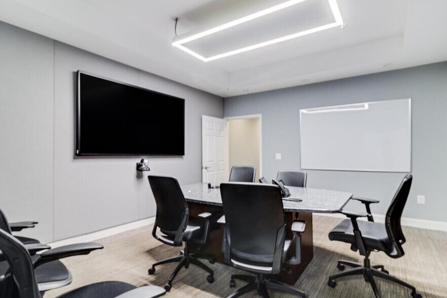 More Photos Of 28265 Three Notch Rd, Mechanicsville Freestanding For Lease