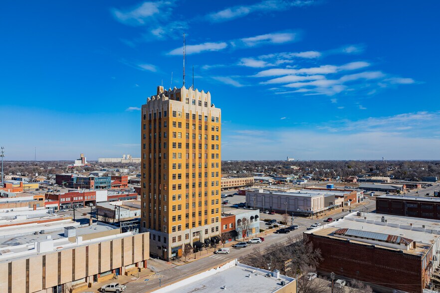 More Photos Of 114 E Broadway Ave, Enid Apartments For Lease
