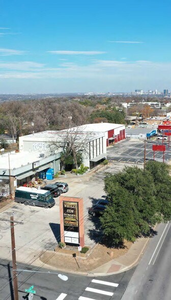 More Photos Of 3010 S Lamar Blvd, Austin Freestanding For Sale