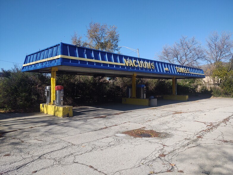 More Photos Of 800 N River Rd, Mount Prospect Specialty For Sale