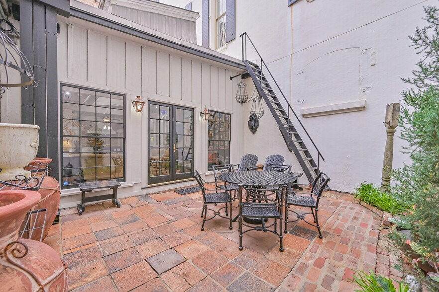 More Photos Of 217 23rd St, Galveston Apartments For Sale