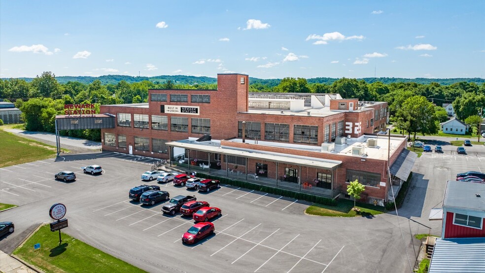 Primary Photo Of 325 W Main St, Newark Warehouse For Lease