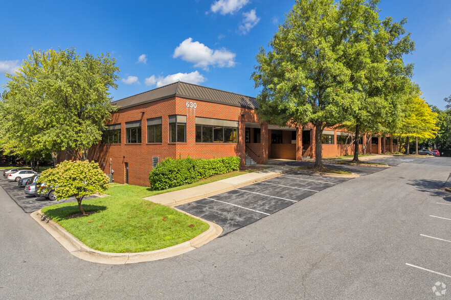 Primary Photo Of 630 E Diamond Ave, Gaithersburg Research And Development For Lease