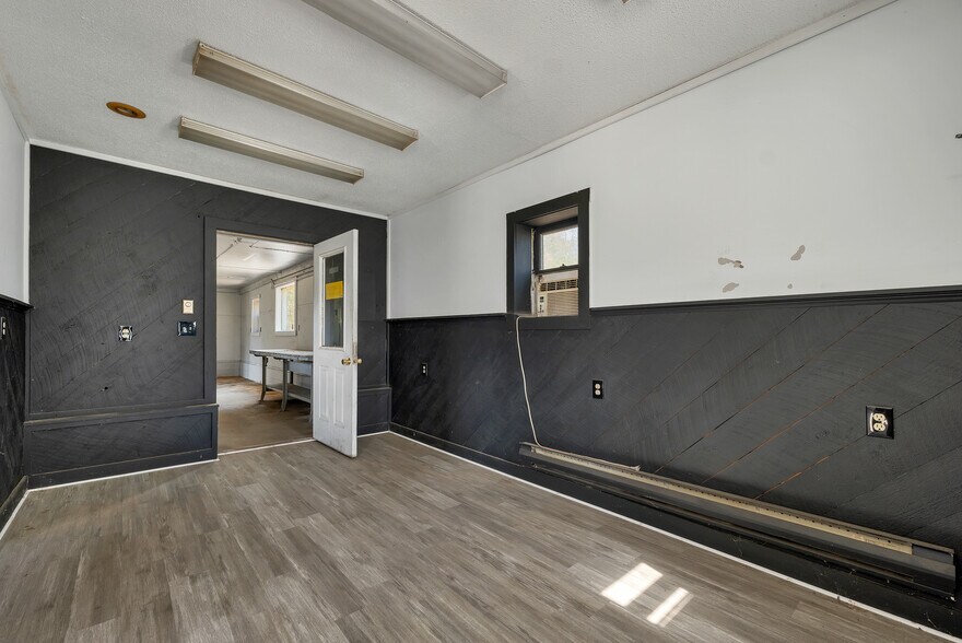 More Photos Of 471 Route 11, Farmington Storefront Retail Office For Sale