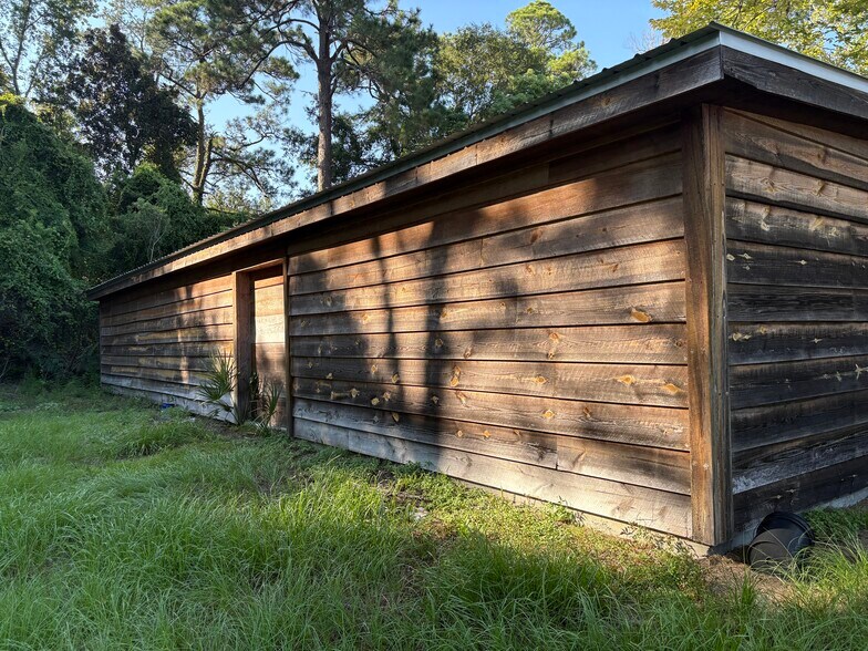 More Photos Of 792 E Cherry St, Jesup Office For Sale