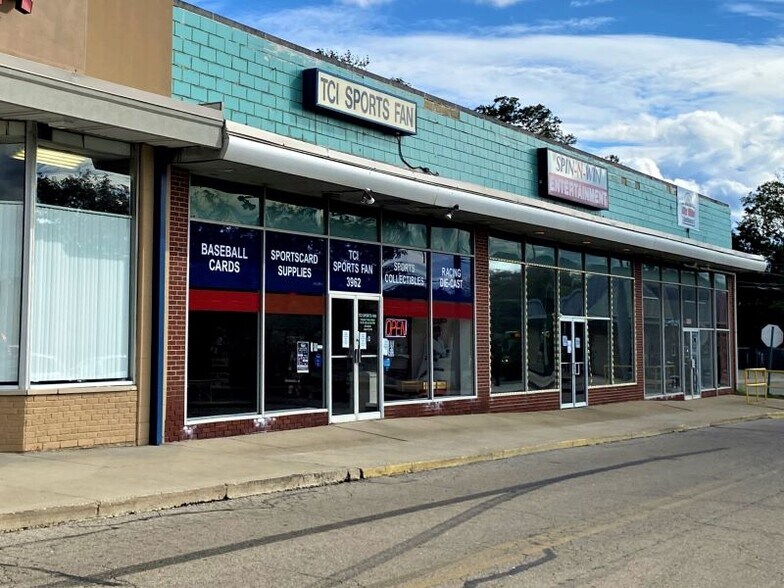 More Photos Of 3950-3964 Linden Ave, Dayton Storefront For Lease
