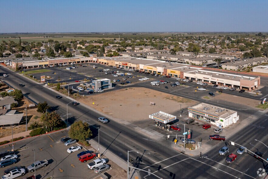 More Photos Of 1104-1290 N Lemoore Ave, Lemoore Unknown For Lease