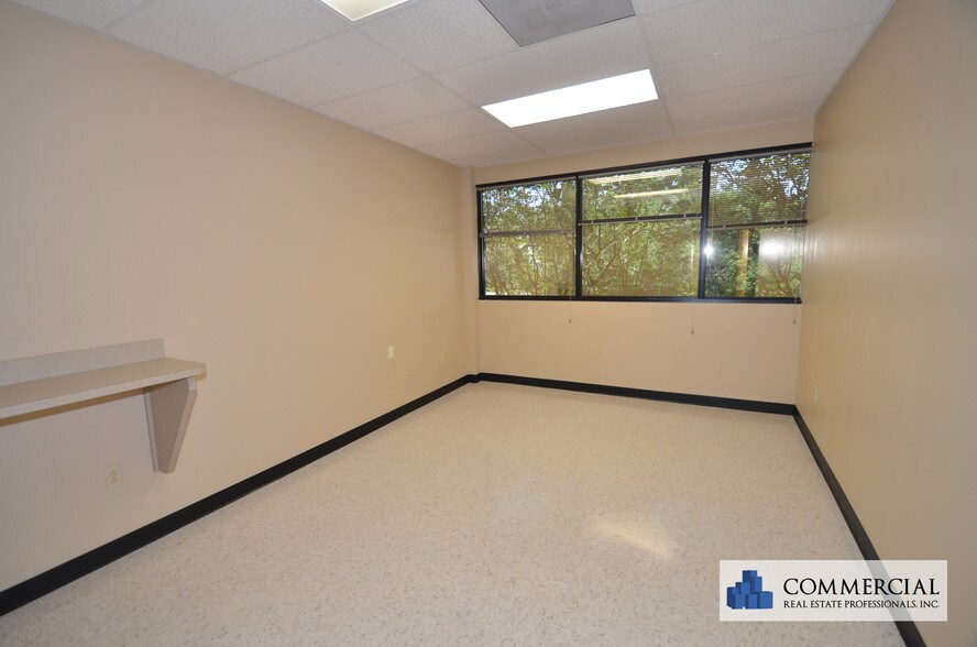 More Photos Of 7350 Sand Lake Commons Blvd, Orlando Medical For Lease