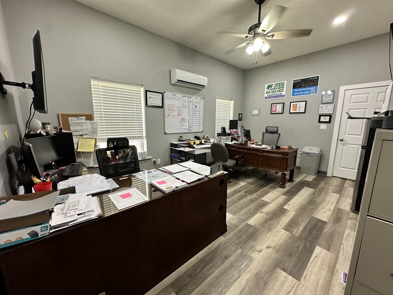 More Photos Of 1013 E New Boston Rd, Nash Warehouse For Sale