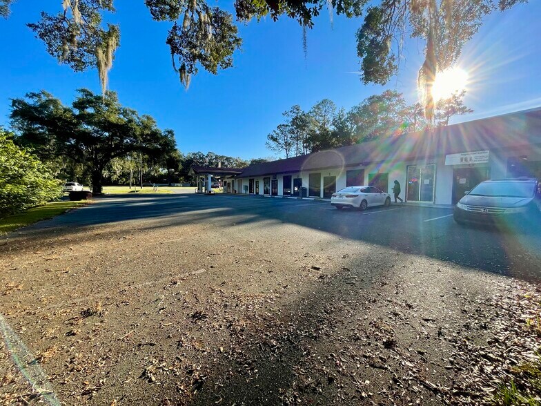 3380 SE Lake Weir Ave, Ocala, FL 34471 For Lease