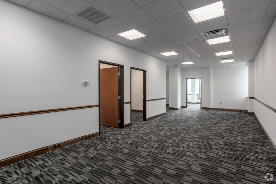 More Photos Of 500 W Loockerman St, Dover Office For Lease