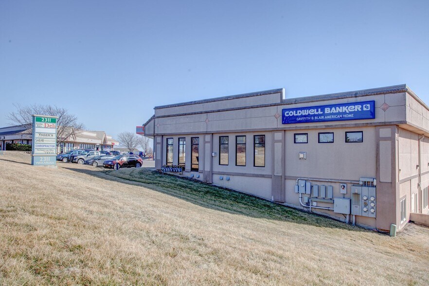 More Photos Of 2311 Wakarusa Dr, Lawrence Freestanding For Lease