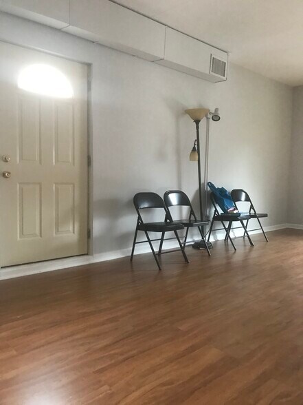 More Photos Of 2306 West St, Union City Auto Repair For Lease