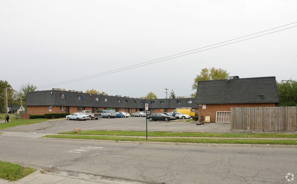 Primary Photo Of 2373 Belcher Dr, Columbus Apartments For Sale
