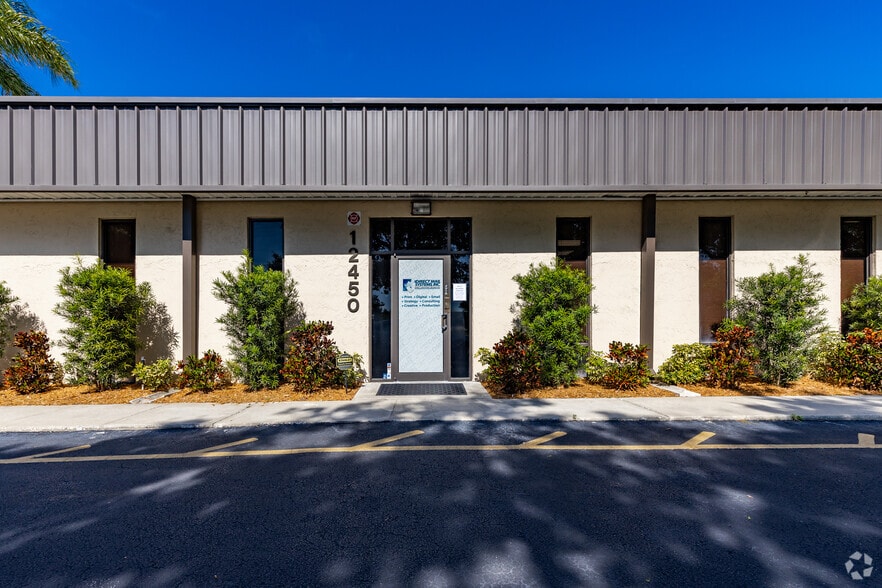 More Photos Of 12450 Automobile Blvd, Clearwater Warehouse For Sale