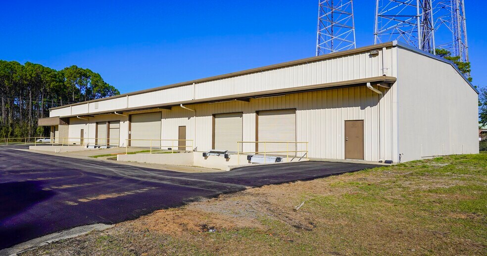 More Photos Of 161 Hill Ave, Fort Walton Beach Warehouse For Lease