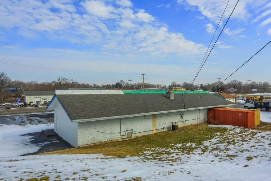 More Photos Of 2608 New Butler Rd, New Castle General Retail For Sale