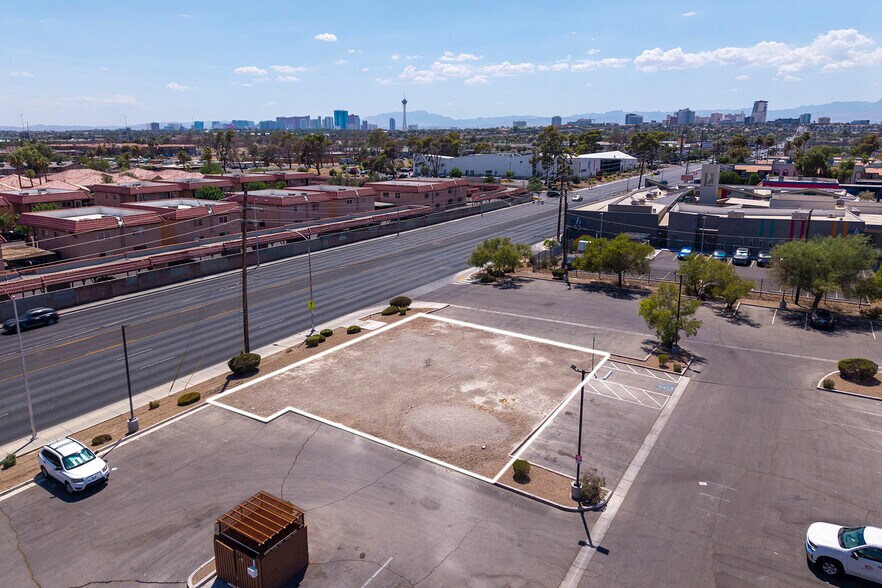 More Photos Of 3010 E Bonanza Rd, Las Vegas Unknown For Lease