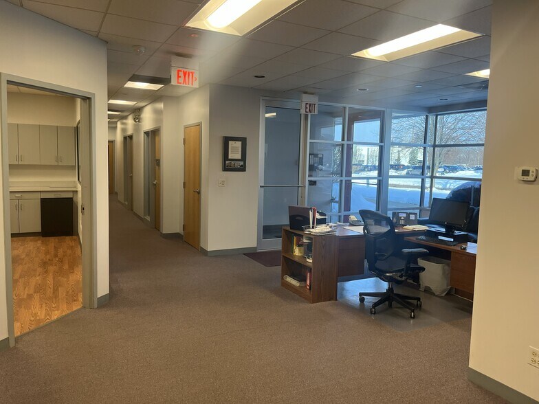 More Photos Of 3695 Prairie Lake Ct, Aurora Warehouse For Sale