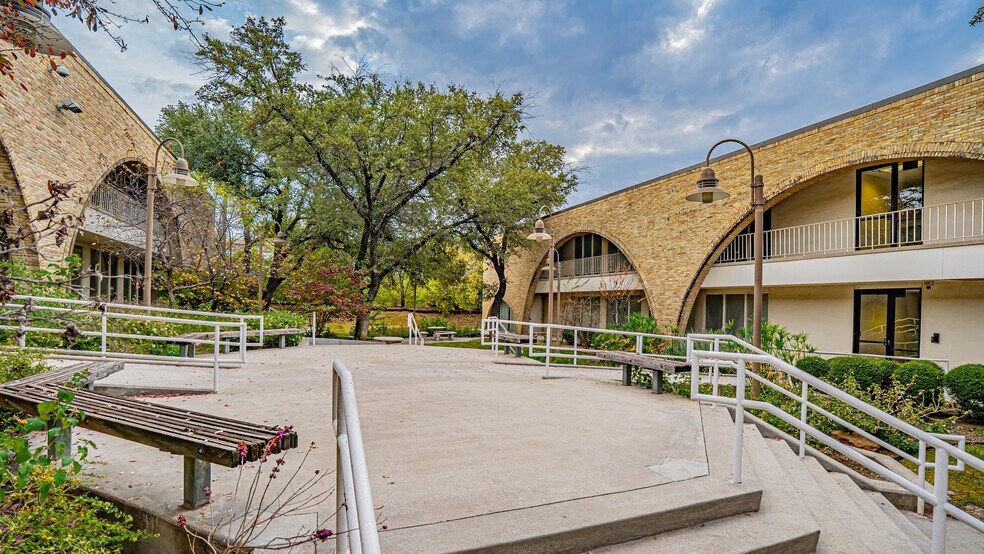 More Photos Of , Arlington Office For Sale