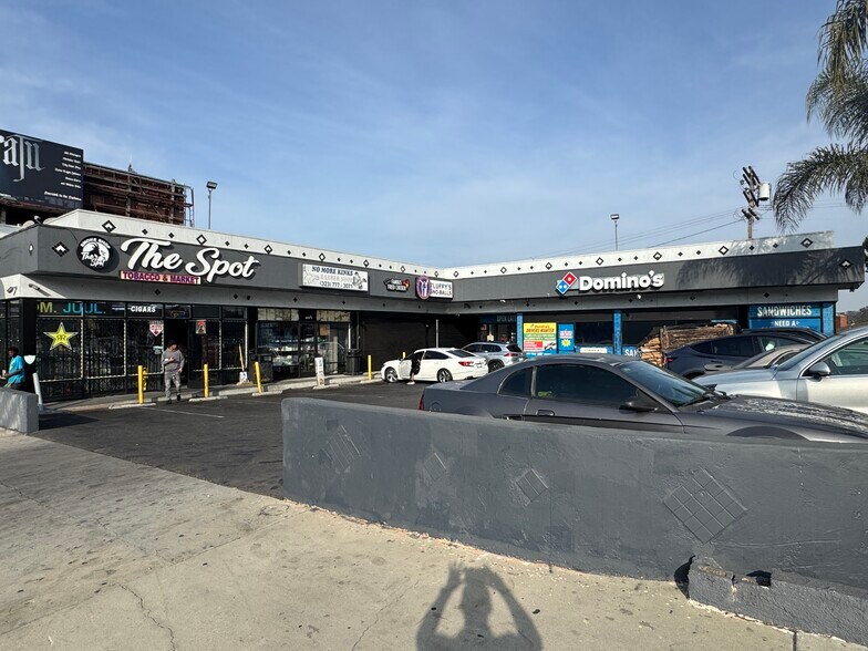 More Photos Of 2101-2107 W Century Blvd, Los Angeles Restaurant For Sale