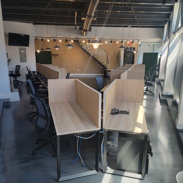 More Photos Of 678 Dahill Rd, Brooklyn Storefront Retail Residential For Lease