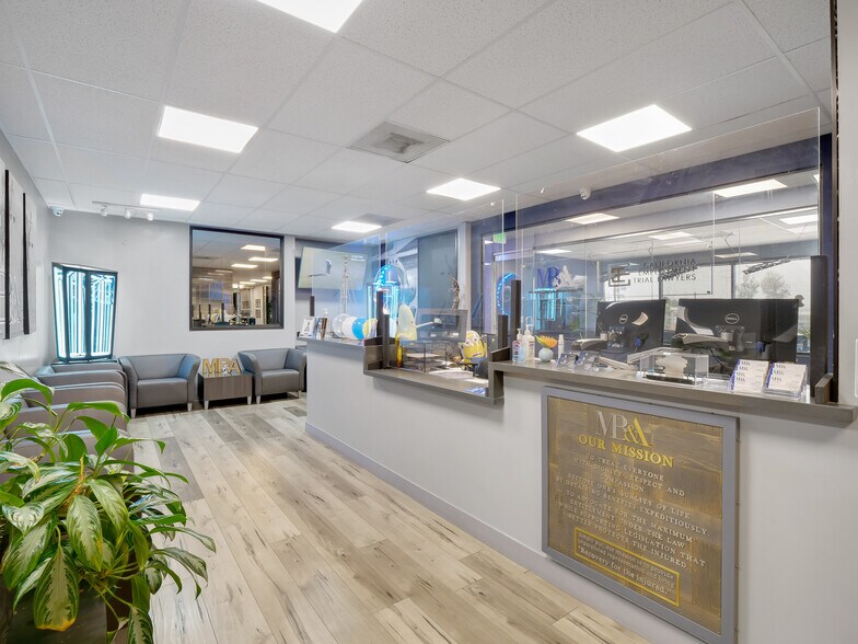 More Photos Of 5900 Sepulveda Blvd, Van Nuys Office For Sale