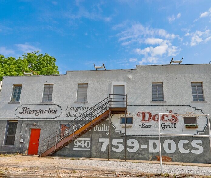 More Photos Of 113 N Main St, Muenster Restaurant For Sale
