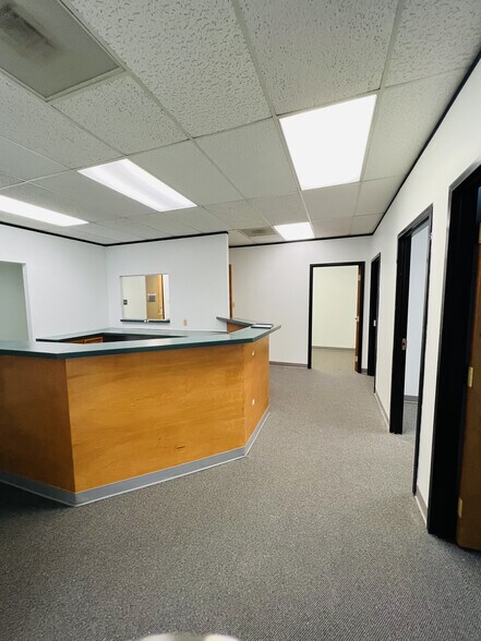 More Photos Of 3033 Chimney Rock Dr, Houston Office For Lease