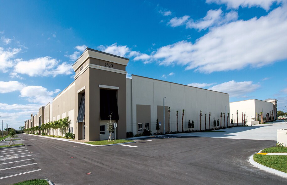 More Photos Of 1550 NW 18th St, Pompano Beach Unknown For Lease