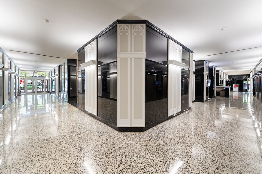 More Photos Of 30 N Michigan Ave, Chicago Office For Lease