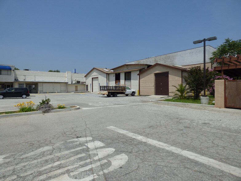 More Photos Of 8614 Valley Blvd, Rosemead Light Distribution For Sale