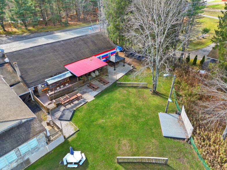More Photos Of 71 Chester Rd, Becket Restaurant For Sale