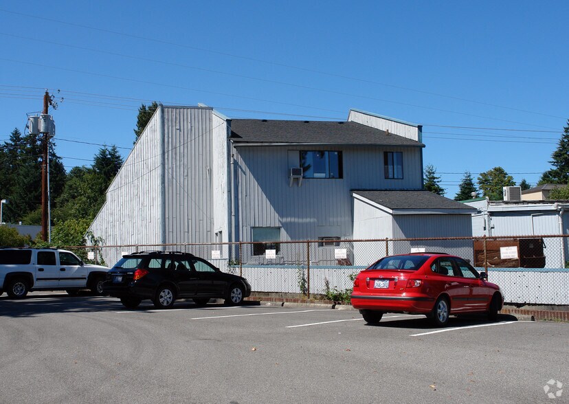 More Photos Of 9222 Silverdale Way, Silverdale Office For Lease